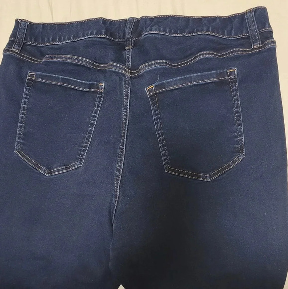 Lane Bryant size 20 skinny jeans - Picture 3 of 8